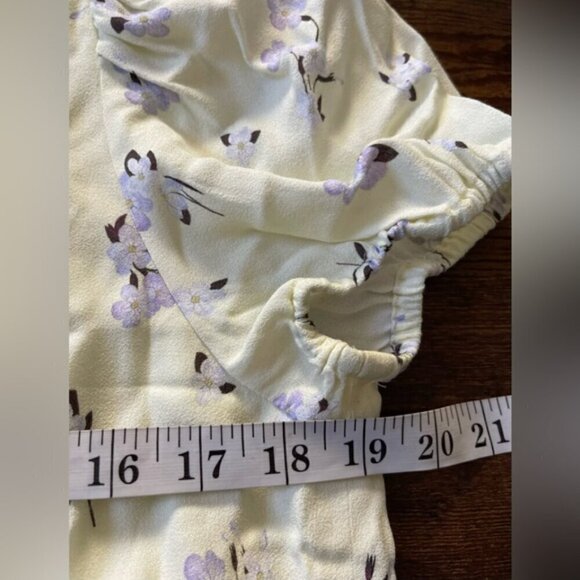 Aritzia SUNDEH Zane puff-sleeve Cottagecore floral butter yellow dress SZ Medium - Picture 12 of 16